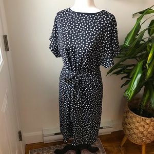 H&M patten dress size 6